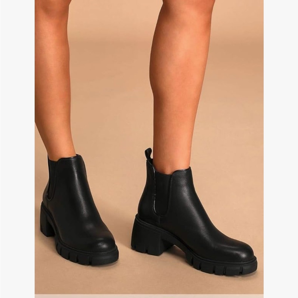 Steve Madden Howler Chelsea Boot